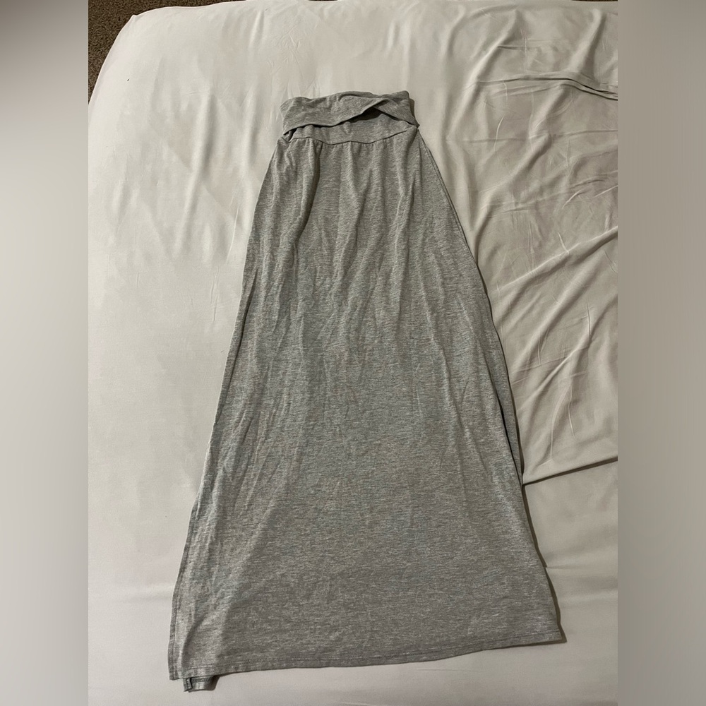 Long gray skirt
